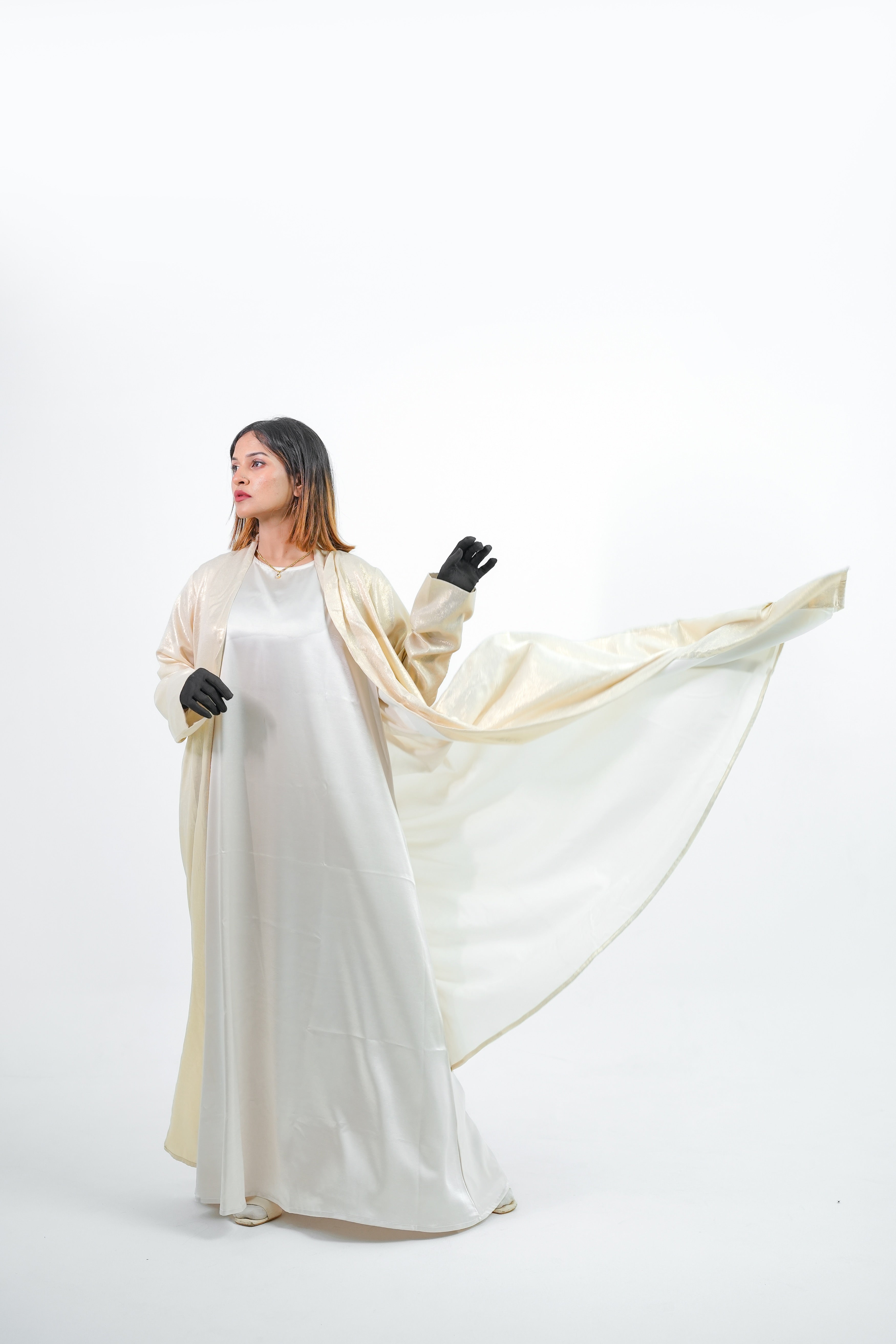 Pearl Shimmer Open Abaya - YAARA